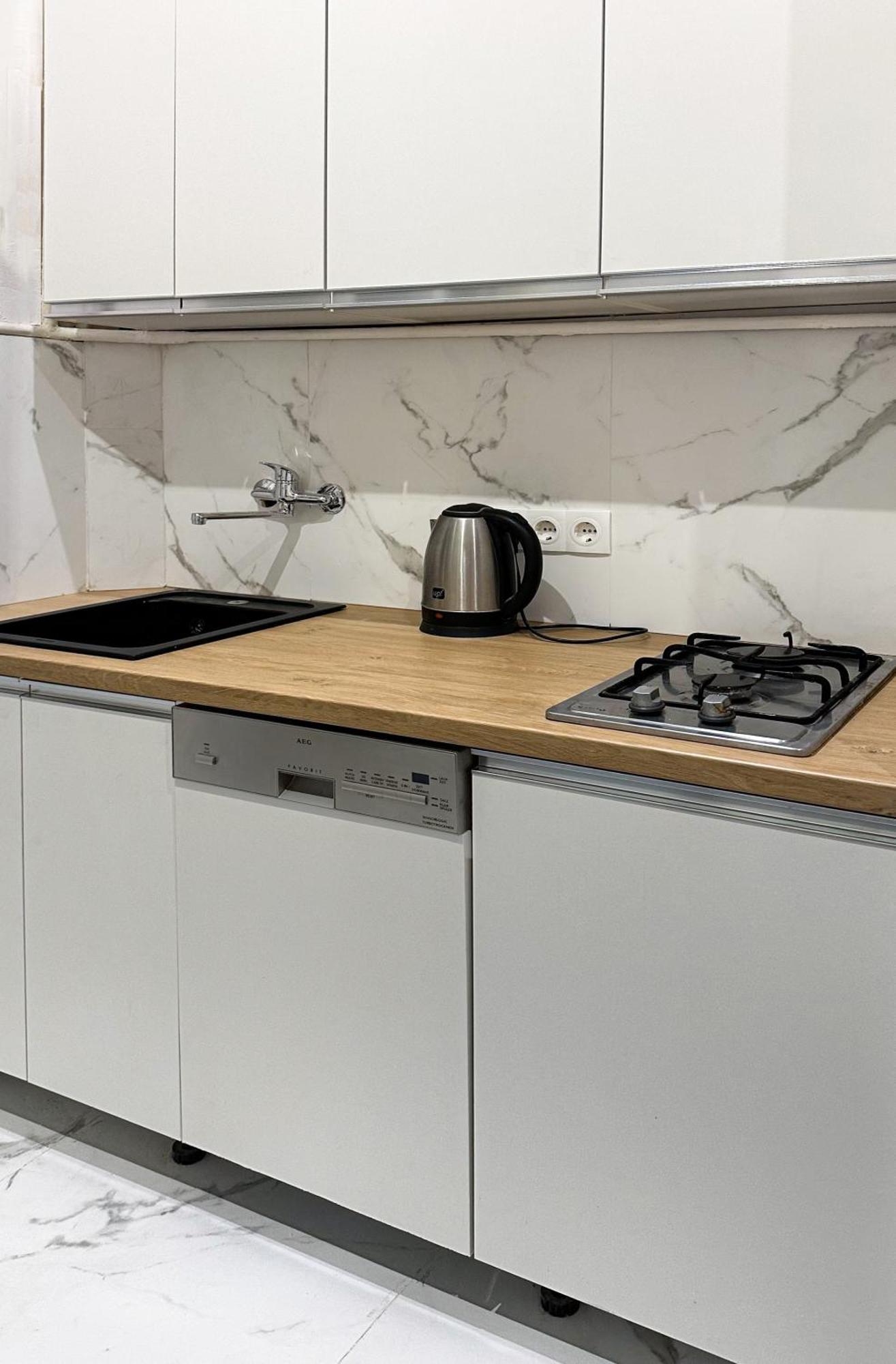 Teodora Square Apartments Площа Святого Теодора Lwów Zewnętrze zdjęcie