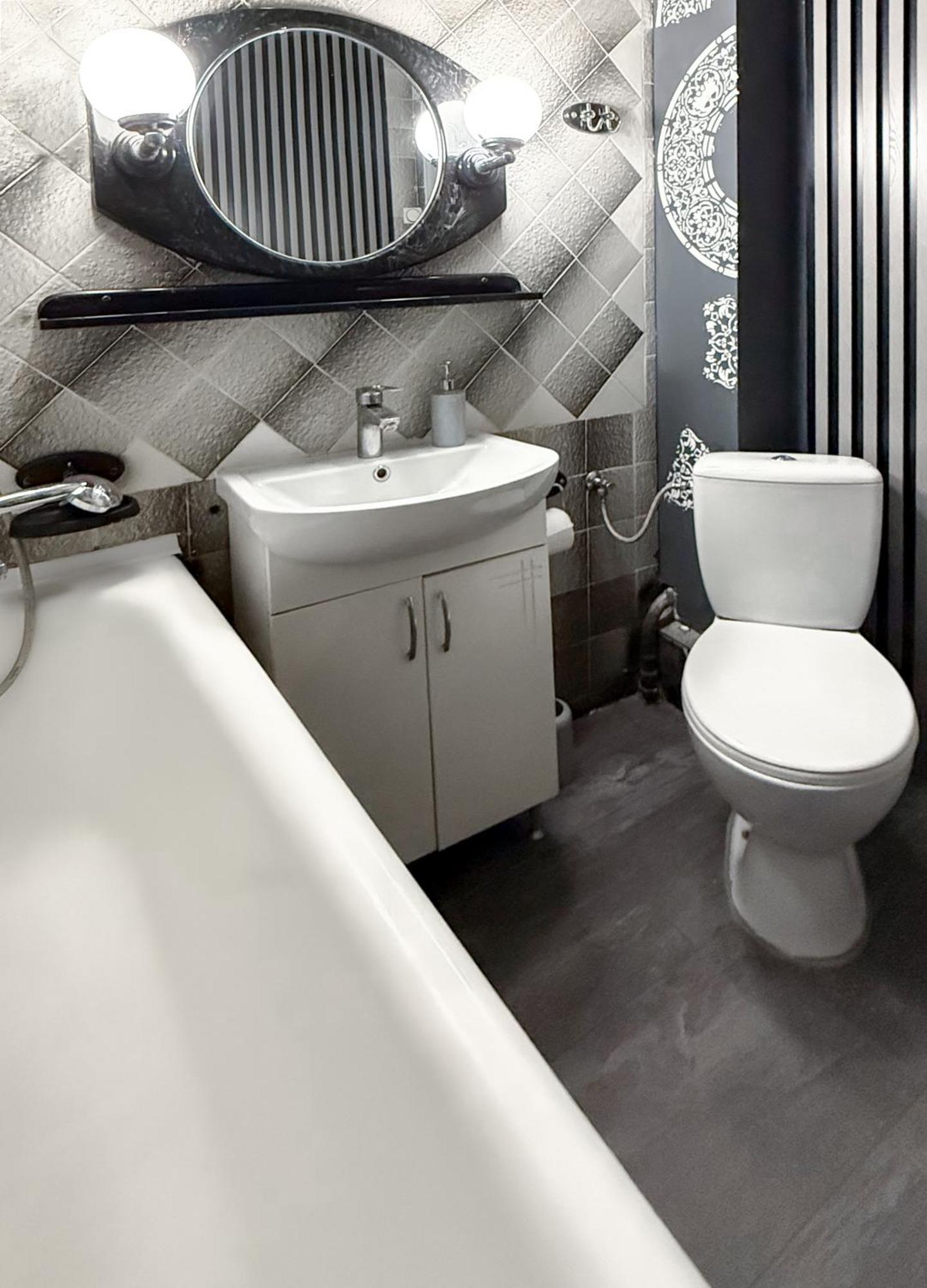 Teodora Square Apartments Площа Святого Теодора Lwów Zewnętrze zdjęcie